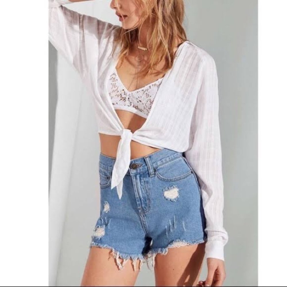BDG Urban Outfitters Girlfriend High Rise Distressed Denim Women’s Short sz 29